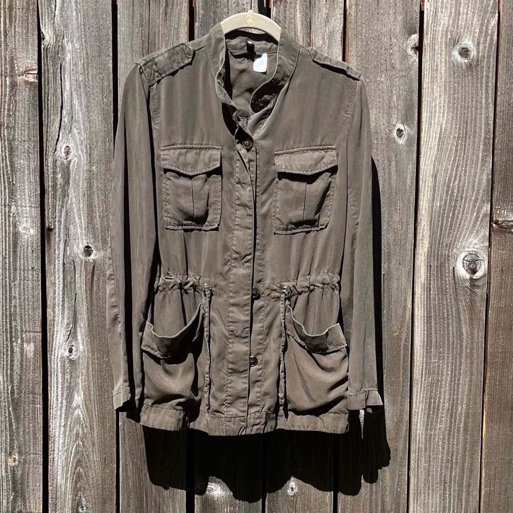 H&M Divided utility jacket size 6